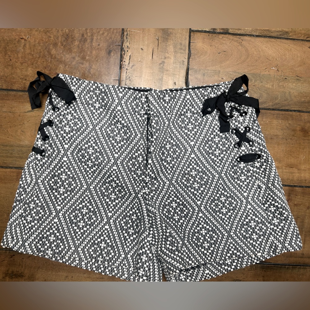 Gap for Good Woven Women's Shorts Size 6